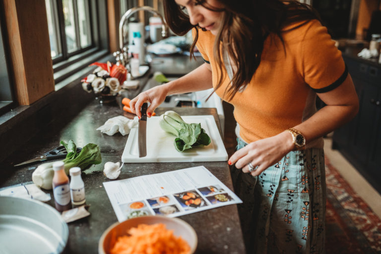Quick Family Meals for Busy Parents: Blue Apron's Meal Delivery Service ...