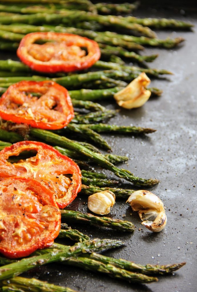 asparagus tomato and garlic eggs on toast brunch for now and gen by lindsey johnson for gen padalecki wife of jared padalecki of supernatural 